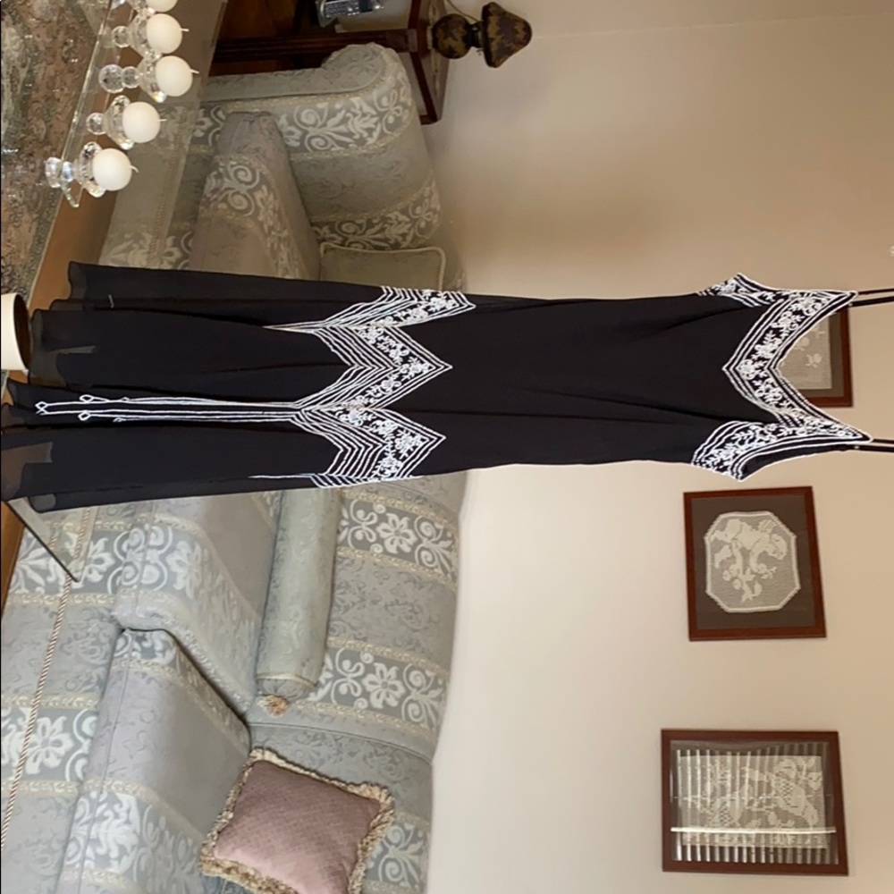 Women night gown worn once size 10 - Picture 4 of 13